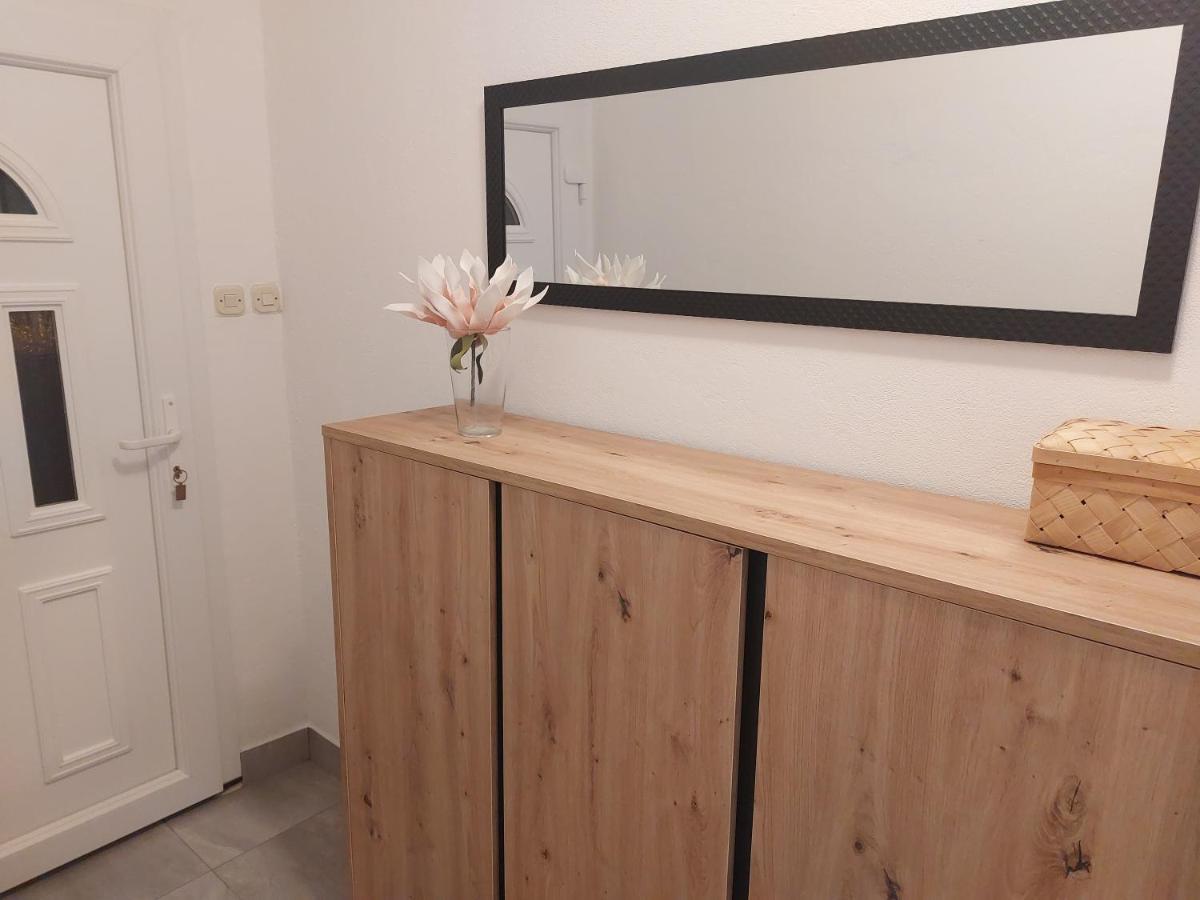 Apartment Kristina Trogir Buitenkant foto